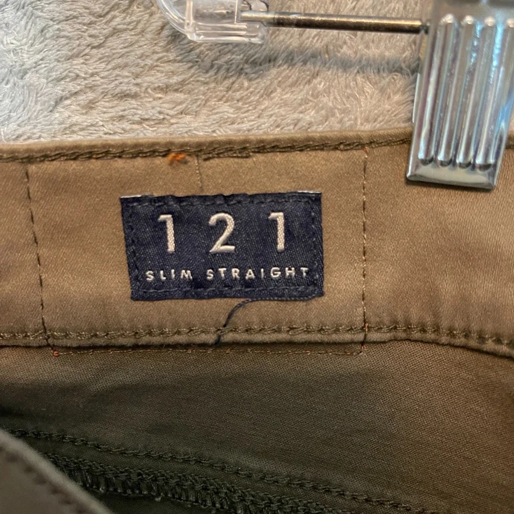 Lucky Brand Mens 121 Slim Straight 40x34* Brown Five Pocket Stretch Sateen Chino